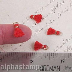 10mm Tiny Tassels - Red