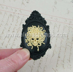 Black & Ivory Medusa Skull 40x30mm Cameo