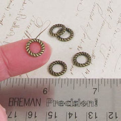 10mm Antique Bronze Twisted Closed Rings