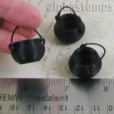 Black Plastic Cauldron w Handle