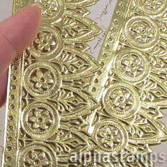 Fancy Large Gold Dresden Edging