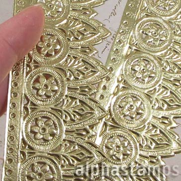 Fancy Large Gold Dresden Edging