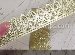 Fancy Large Gold Dresden Edging