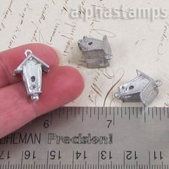 Narrow Metal Hanging Birdhouse