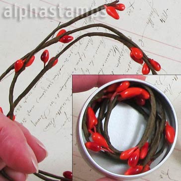 Mini Red Pip Berry Garland