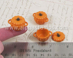 18mm Tall Pumpkin Soup Tureen