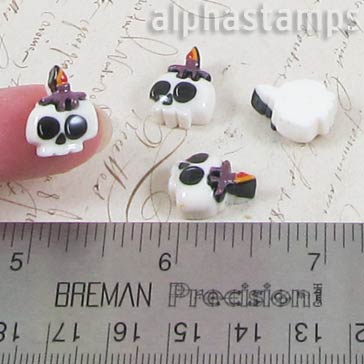 Tiny Skull with Candle Cab - Set of 2