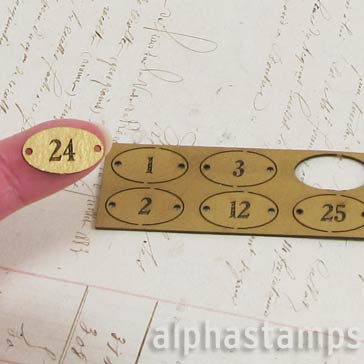3/4 Inch Faux Metal Oval Numerals