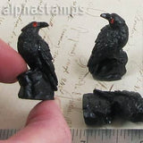 3D Raven Statue on Base