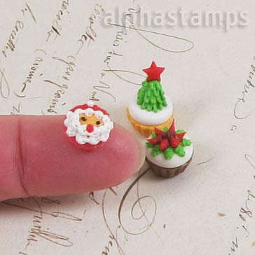 Set of 3 Frosted Christmas Cupcakes - OUT OF STOCK