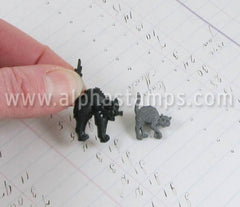 Tiny Scaredy Cat Buttons