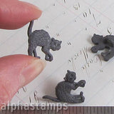 Tiny Scaredy Cat Buttons