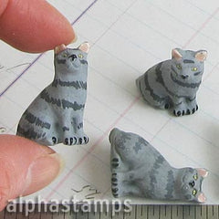 Sitting Ceramic Cat Bead