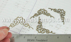 Loopy Chipboard Scroll Corners