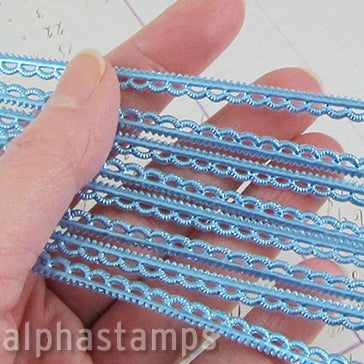 Thin Looped Dresden Borders - Light Blue